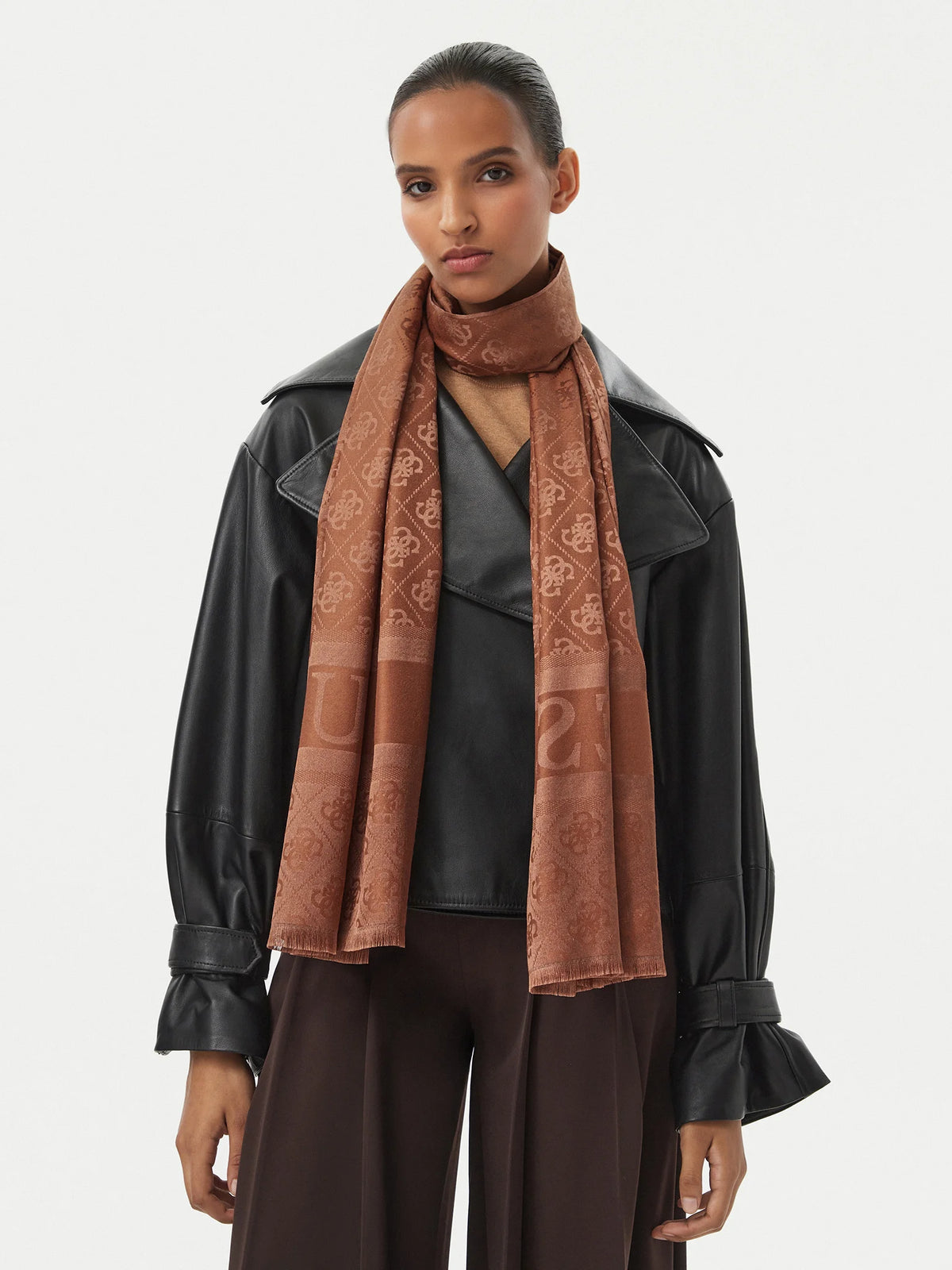 Guess SCIARPA Donna AW5685 POL03